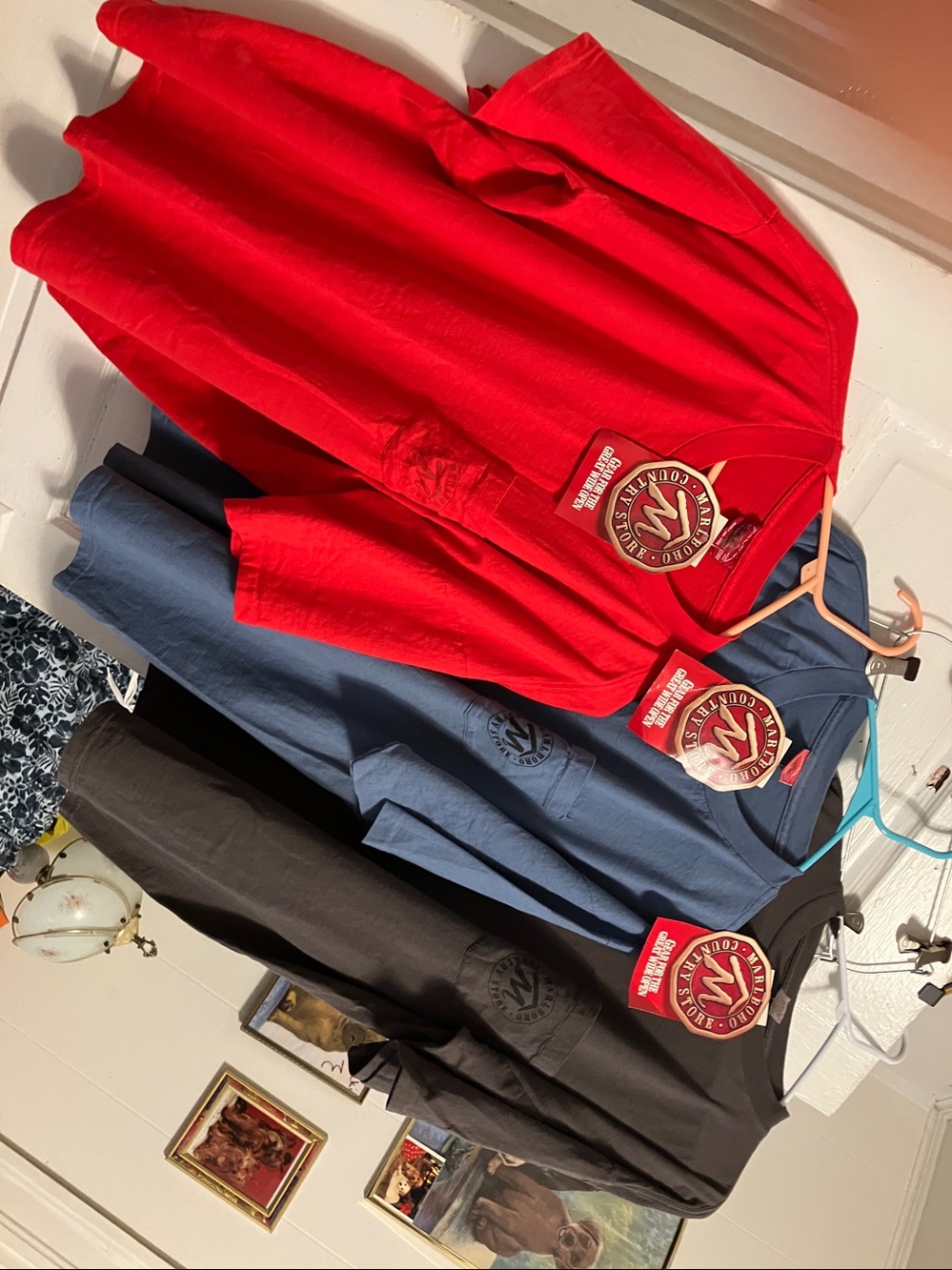 Great find. New , but older 1994 set of 3 Marlboro logo t shirts one size - Picture 14 of 15